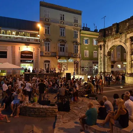 Polai Center Apartment Pula