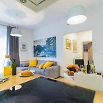 Polai Center * פולה